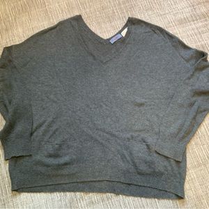 Acrobat grey double v sneaker size small